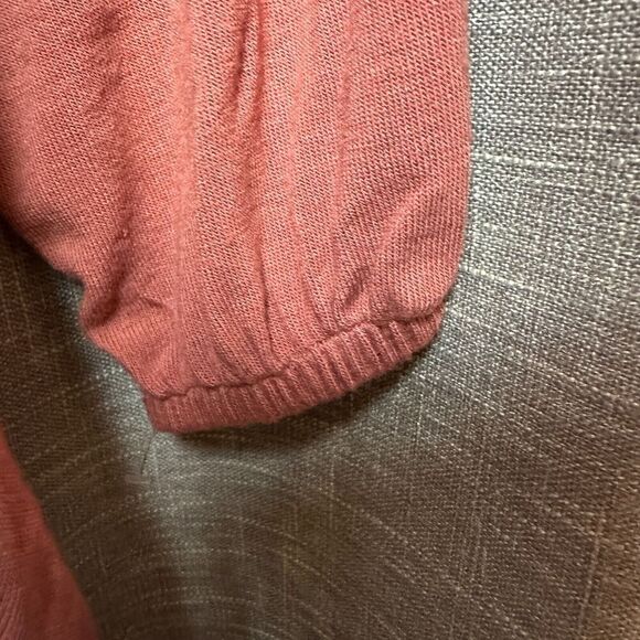 2/$30 Chelsea 28 Long Sleeve Shirt Size M Pink Asymmetrical Hem Oversized NWT - Picture 6 of 10